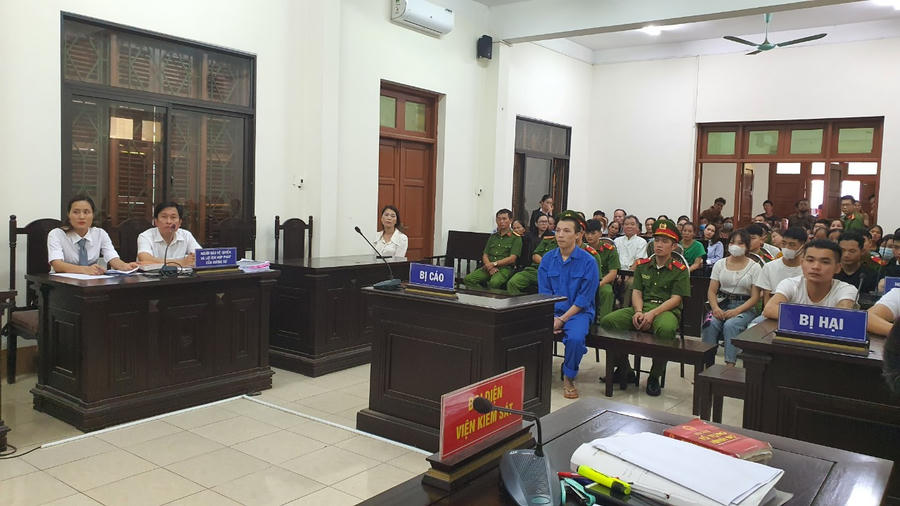 Bị cáo trong phiên toà.