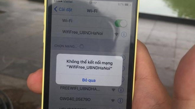 Wifi miễn phí quanh hồ Hoàn Kiếm: Chập chờn khó sử dụng