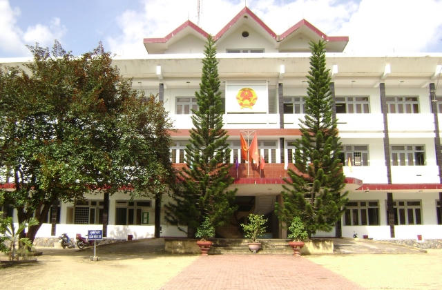 Phú Yên: Khiển trách 2 cán bộ thuộc diện Tỉnh ủy quản lý