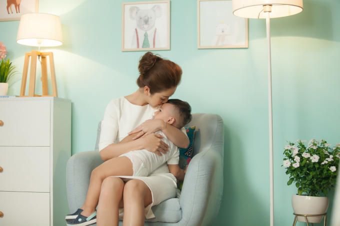 Trên mạng xã hội, đôi vợ chồng đăng tải nhiều hình ảnh hạnh phúc khiến không ít người xuýt xoa trầm trồ.