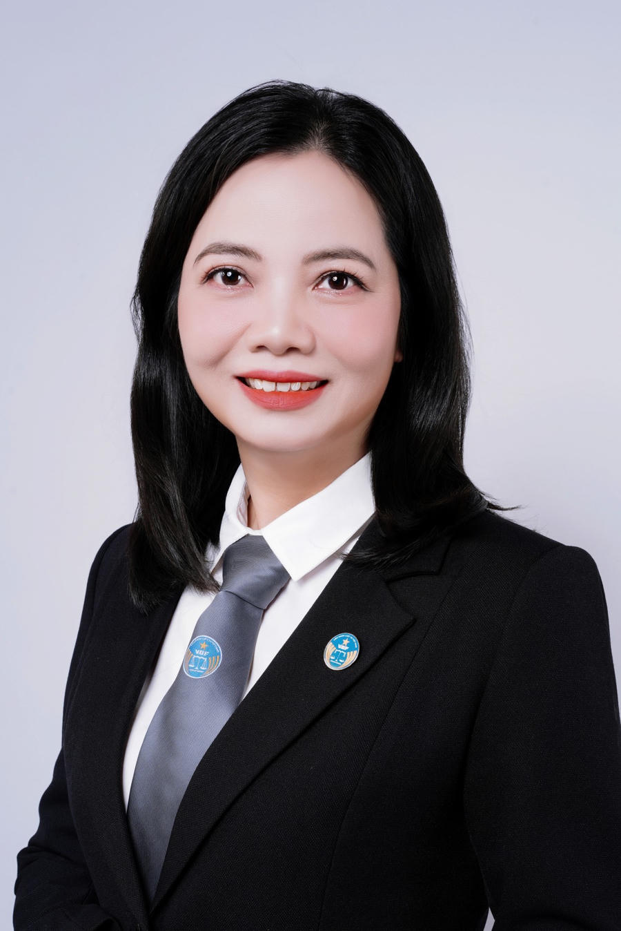 Luật sư Vũ Thị Thu Hường, Giám đốc Công ty Luật TNHH E&D, Đoàn Luật sư thành phố Hà Nội.