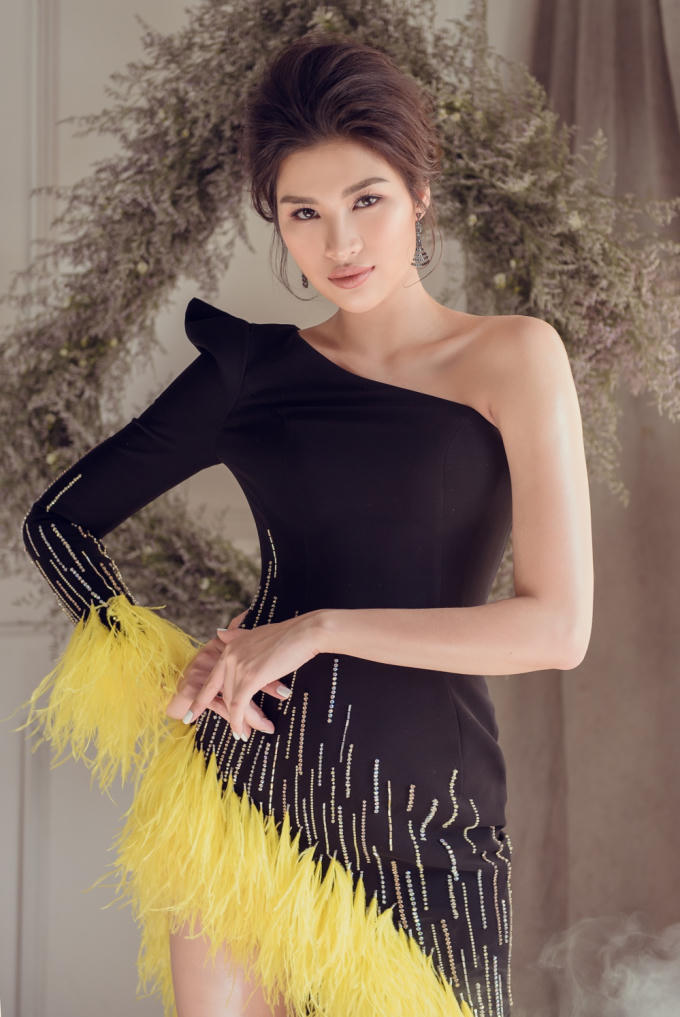 Không từ bỏ giấc mơ Hoa hậu và được đứng trên sàn catwalk chuyên nghiệp, Nguyễn Thị Thành xin theo học tại một số trung tâm đào tạo người mẫu và tích cực học tập để củng cố, rèn luyện các kỹ năng cho mình.