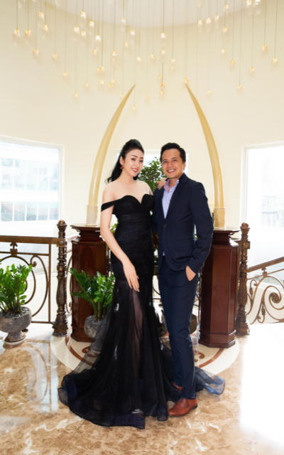 Hoa hậu Nhật Phượng luôn gây được sự chú ý với ngoại hình quyến rũ và tính cách thân thiện, hiền hoà.