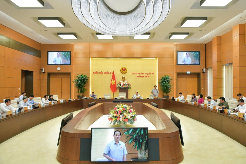 hinh-anh-tai-phien-hop-anh-quochoivn-5314