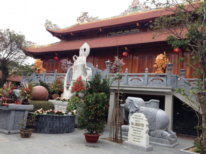 Ho&agrave;nh tr&aacute;ng điện thờ độc nhất v&ocirc; nhị tại H&agrave; Tĩnh