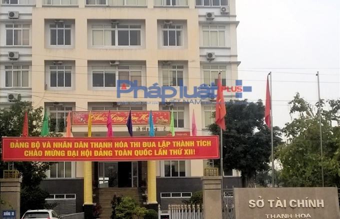 Việc bổ nhiệm con gái trái quy định vừa qua của Giám đốc Sở Tài chính đã gây nên không ít băn khoăn trong dư luận về tính minh bạch của vụ việc (Ảnh: A. Thắng).