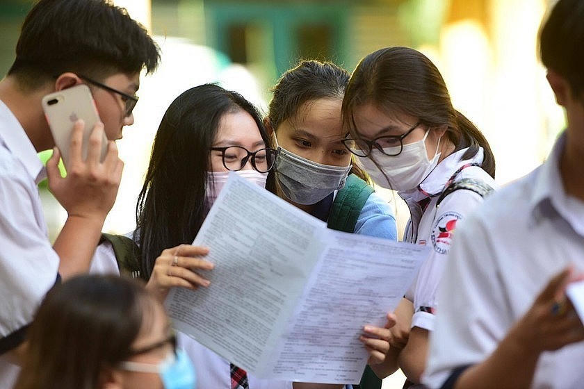Xem xét quy định thời gian công bố phương án thi tuyển sinh lớp 10 sớm. (Ảnh minh họa)