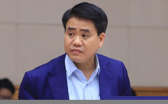 Cựu Chủ tịch UBND TP.Hà Nội Nguyễn Đức Chung là người mời Công ty Watch water sang Hà Nội thăm, làm việc, sau đó Công ty trên đã sản xuất Redoxy 3C để phục vụ riêng cho xử lý nước hồ tại Hà Nội. (Ảnh minh họa/Báo Tiền Phong).