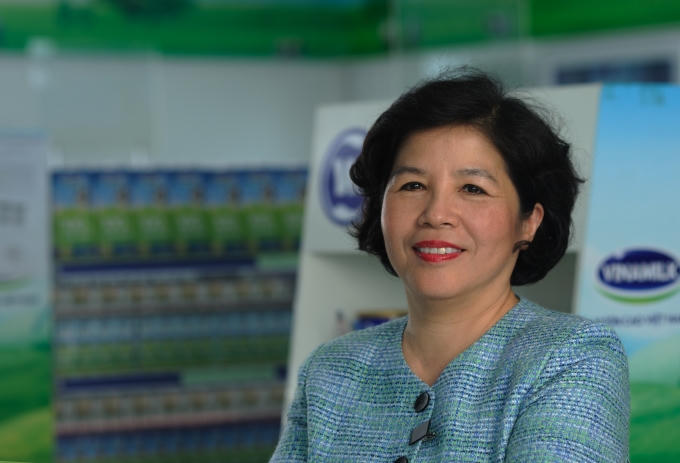 Sự thành công của Vinamilk gắn liền với vai trò của dàn lãnh đạo, đặc biệt là “bông hồng thép” bà Mai Kiều Liên, nữ thuyền trưởng này đã chứng minh những quyết định của bà luôn mang về lợi ích tốt đẹp cho công ty.