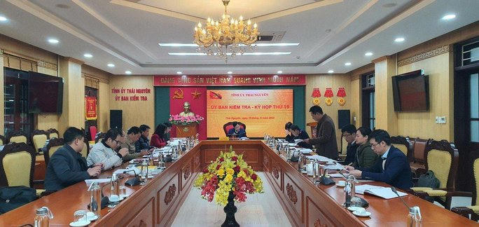 Thi hành kỷ luật Đảng đối với nhiều cán bộ, lãnh đạo tỉnh Thái Nguyên.