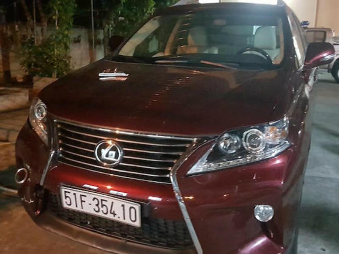 Chiếc xe  Lexus RX350 bị trộm. (Ảnh: báo Pháp luật TP HCM)