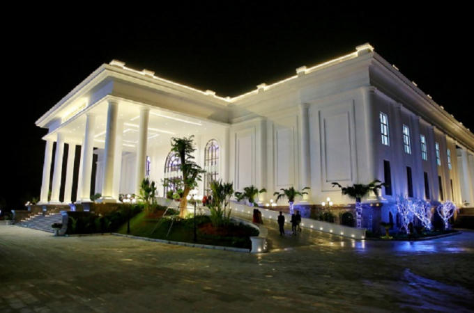 Trung tâm Hội nghị Quốc tế, Quần thể Du lịch Nghỉ dưỡng sinh thái FLC nơi diễn ra nhiều sự kiện quan trọng chào đón nhiều đoàn đại biểu trong và ngoài nước.