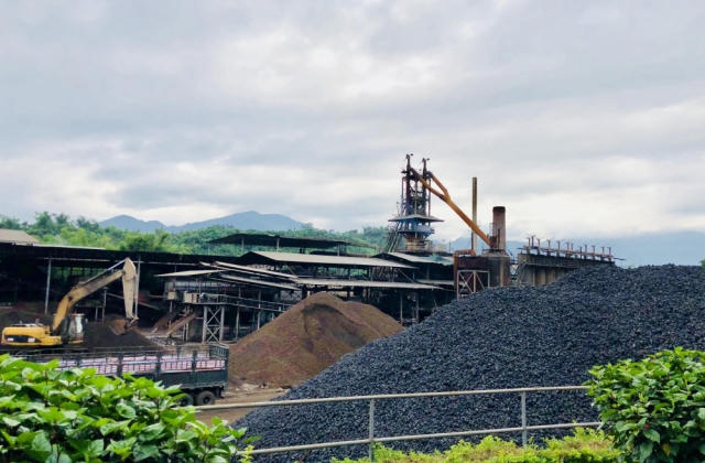 Cuộc chơi ngân hàng, địa ốc kín tiếng của Khoáng sản Tây Giang