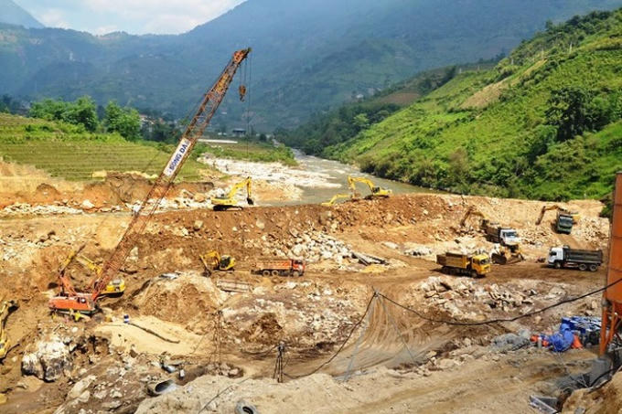 Dự án nhà máy thủy điện Bản Hồ vẫn ngang nhiên xây dựng khi chưa đền bù giải phóng mặt bằng