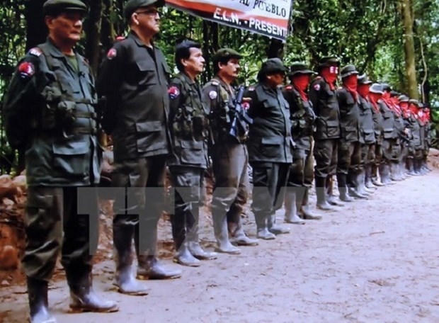 Từ nay, im tiếng súng đạn, nền hòa bình đang mở ra với Colombia và Mỹ Latinh.