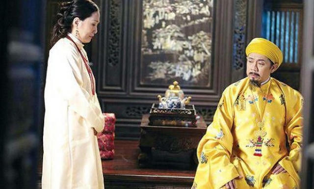 Y phục cổ - 'bài toán khó nhằn' cho các nhà làm phim Việt