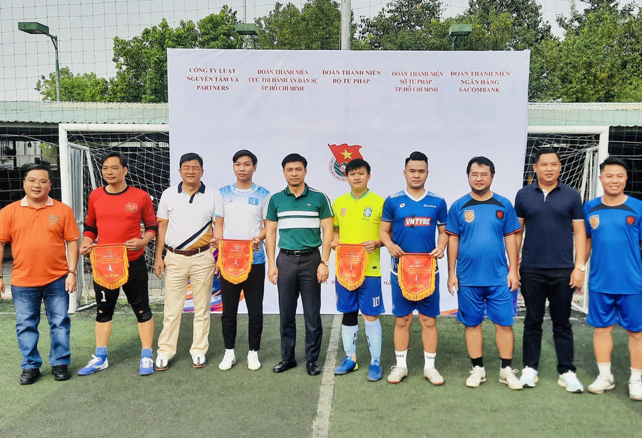 19A381A4-4BEF-47B1-A6F7-5D1840F83749.