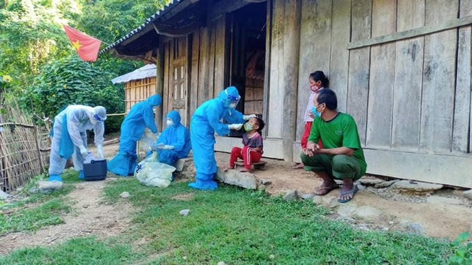 Nghệ An phát hiện thêm 4 trường hợp tại 2 huyện miền núi là Tương Dương và Kỳ Sơn dương tính với SARS-CoV-2.