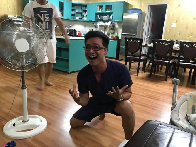 Niềm vui như vỡ òa của Đạo diễn Dũng Nghệ khi biết tin Việt Nam vượt qua iraq.
