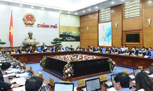 Phiên họp thường kỳ này cũng phiên họp đầu tiên của Chính phủ nhiệm kỳ mới.