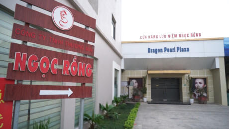 Một cơ sở tại phường Tuần Châu, TP Hạ Long đóng cửa chiều 1/4. Ảnh: Quang Hào.