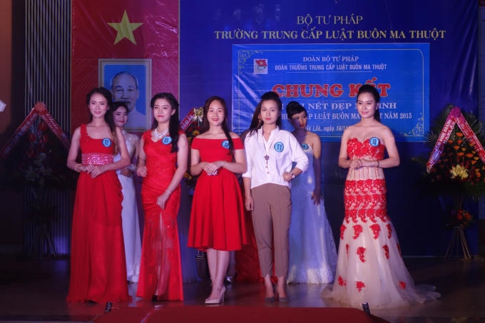 Chuẩn bị công bố danh hiệu.