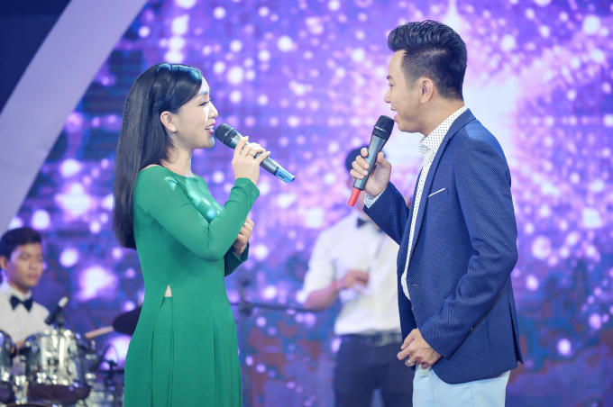 Hà Vân và Quốc Đại.