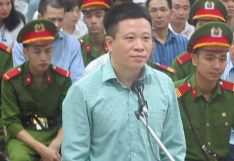 Bị cáo Hà Văn Thắm trước tòa. (Ảnh: báo An ninh thủ đô)