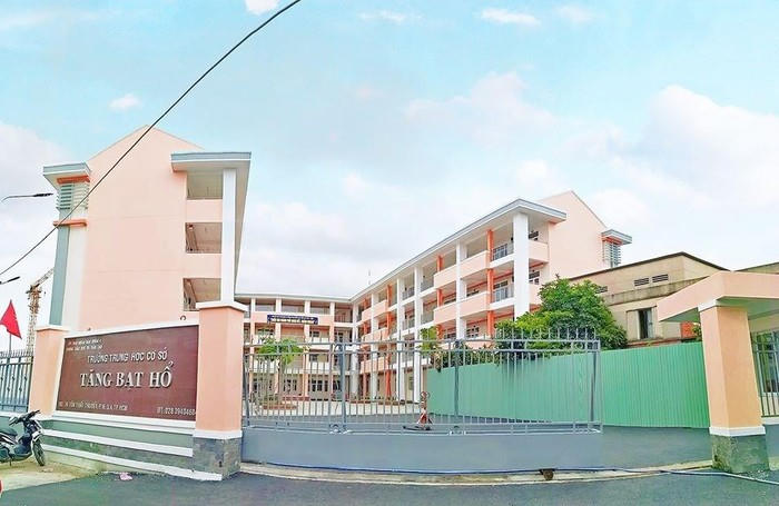 Trường trung học cơ sở Tăng Bạt Hổ, quận 4, Thành phố Hồ Chí Minh (ảnh minh họa: website trường)