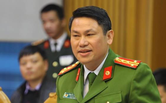 Phó giám đốc công an TP Hà Nội - Nguyễn Văn Viện thông tin với báo chí. Ảnh Trọng Phú.