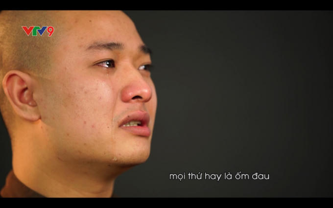 Sư thầy trẻ tuổi mong mẹ tha thứ v&igrave; trốn nh&agrave; đi tu x&uacute;c động rơi nước mắt