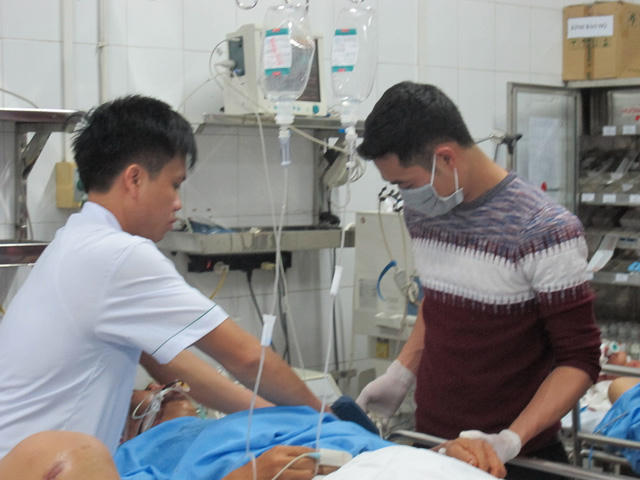 Một trường hợp tai nạn giao thông được cấp cứu tại BV Việt Đức. Ảnh: T.A
