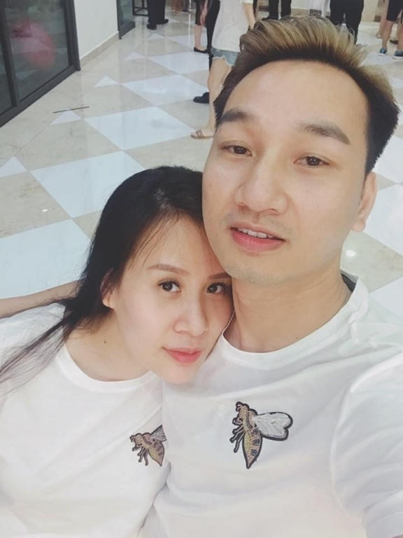 Hành trình yêu 4 năm đẹp như cổ tích của MC Thành Trung và bà xã Ngọc Hương