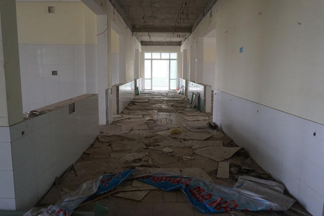 Thực hiện quyết định của UBND TP Đà Nẵng, ngày 25/6/2020, các ngành liên quan đã kiểm kê tài sản và bàn giao hiện trạng thực tế trụ sở cũ Bệnh viện Phục hồi chức năng Đà Nẵng cho Trung tâm tiếp nhận bảo quản, thuê bảo vệ trông giữ trong thời gian chờ chủ trương phê duyệt phương án sắp xếp, sử dụng của UBND thành phố.