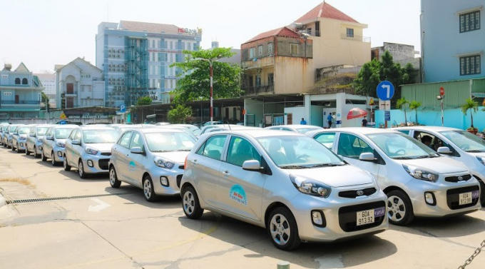 Đây là lễ bàn giao xe ô tô tập lái số tự động lớn nhất cả nước