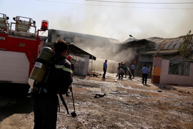 Đến 11h trưa nay, đám cháy được khống chế