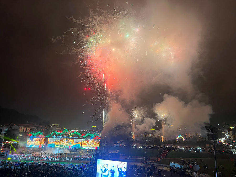 z4721070967048_0726a238cd7d42114fe96c2f3d73148b