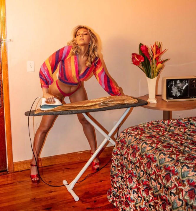 Camille Kostek tung ảnh áo tắm gợi cảm ngất ngây - ảnh 10