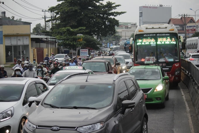 Giao thông ùn ứ nghiêm trọng.