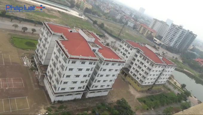 3 toà nhà tái định cư thuộc Khu đô thị mới Sài Đồng (Long Biên, Hà Nội) đã triển khai từ năm 2001 - 2006, có quy mô cao 6 tầng với 150 căn hộ