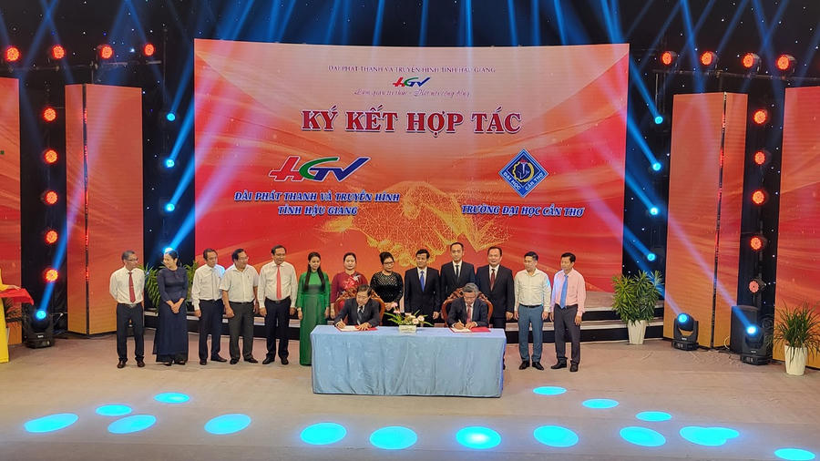 23.2- Ky ket hop tac