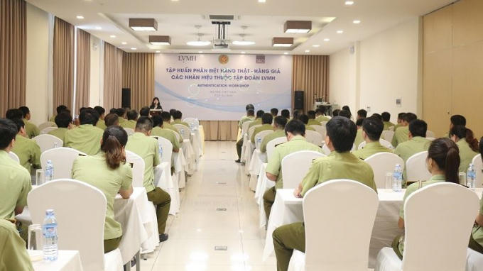 Anh171.