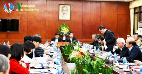 PTT Trịnh Đình Dũng làm việc với Bộ Nông nghiệp về ngăn chặn dịch tả lợn Châu Phi.