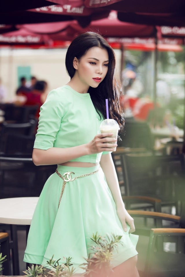 Một mỹ nhân miền Tây khác là Trà Ngọc Hằng. Ảnh: internet.