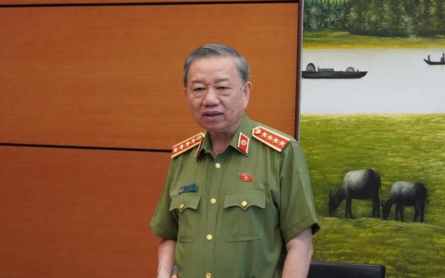 Bảo đảm điều kiện hoạt động của các lực lượng tham gia bảo vệ an ninh trật tự cơ sở