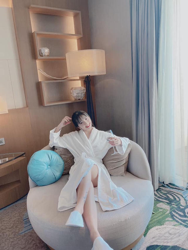 Hiện tại, tài khoản TikTok của Khánh Huyền đã đạt hơn 6 triệu lượt theo dõi.