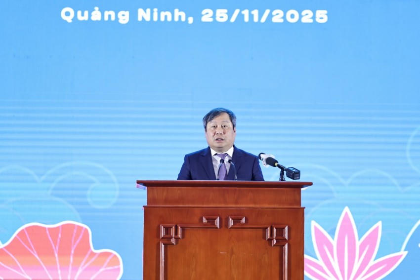 Bí thư Tỉnh ủy Quảng Ninh Vũ Đại Thắng phát biểu tại Diễn đàn - Ảnh: VGP/Nhật Bắc