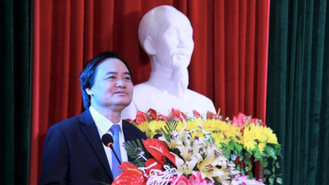 Bộ trưởng Ph&ugrave;ng Xu&acirc;n Nhạ khẳng định, chi ph&iacute; cho đ&agrave;o tạo sinh vi&ecirc;n của Việt Nam c&ograve;n qu&aacute; thấp khiến chất lượng kh&oacute; đảm bảo.&nbsp;