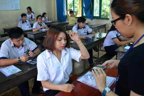 Thí sinh thi THPT quốc gia để xét tuyển vào ĐH năm 2017Ảnh: Tấn Thạnh