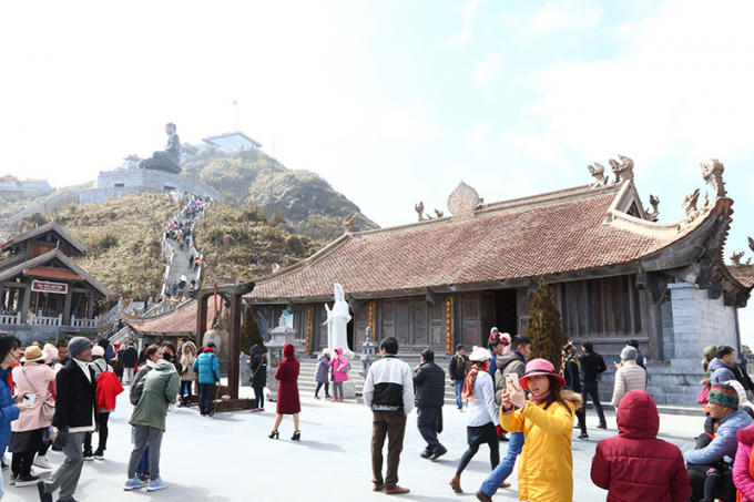 Đến lễ hội Sắc xu&acirc;n T&acirc;y Bắc, chơi đ&atilde; đời, mang về qu&agrave; qu&yacute;